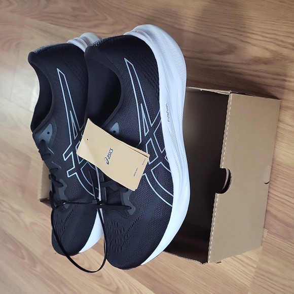 NIB Asics Gel-Pulse 15 Black Running Shoes Men’s Size 11.5 - Picture 8 of 12